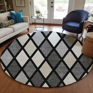 Homeroots 3' Stylish Artichoke Green Beige Ivory Geometric Washable Area Rug For Indoor And Outdoor Use 8' Round Polyester 592289