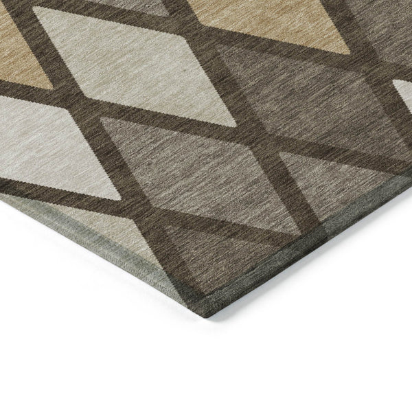 Homeroots 3' Stylish Artichoke Green Beige Ivory Geometric Washable Area Rug For Indoor And Outdoor Use 9' X 12' Polyester 592297