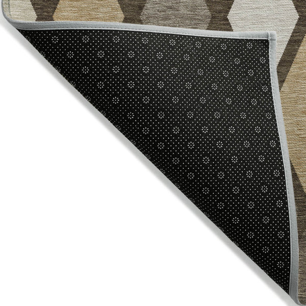 Homeroots 3' Stylish Artichoke Green Beige Ivory Geometric Washable Area Rug For Indoor And Outdoor Use 10' X 14' Polyester 592298