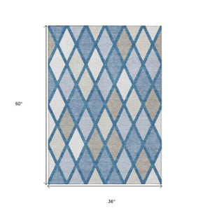 Homeroots 3' Stylish Artichoke Green Beige Ivory Geometric Washable Area Rug For Indoor And Outdoor Use 3' X 5' Polyester 592299