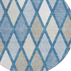 Homeroots 3' Stylish Artichoke Green Beige Ivory Geometric Washable Area Rug For Indoor And Outdoor Use 8' Round Polyester 592301