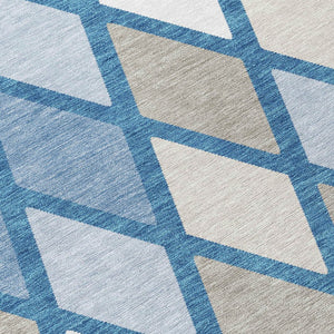 Homeroots 3' Stylish Artichoke Green Beige Ivory Geometric Washable Area Rug For Indoor And Outdoor Use 8' Round Polyester 592301