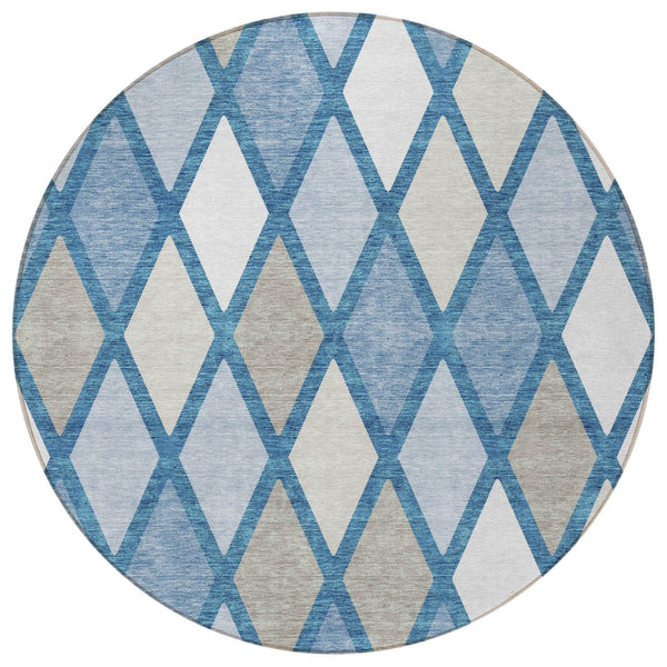 Homeroots 3' Stylish Artichoke Green Beige Ivory Geometric Washable Area Rug For Indoor And Outdoor Use 8' Round Polyester 592301