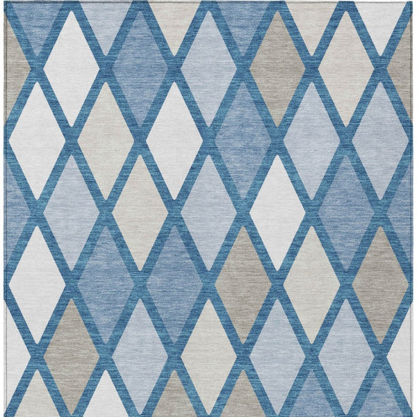 Homeroots 3' Stylish Artichoke Green Beige Ivory Geometric Washable Area Rug For Indoor And Outdoor Use 10' X 14' Polyester 592304