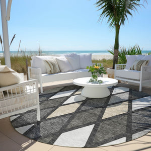 Homeroots 3' Stylish Artichoke Green Beige Ivory Geometric Washable Area Rug For Indoor And Outdoor Use 8' Round Polyester 592307