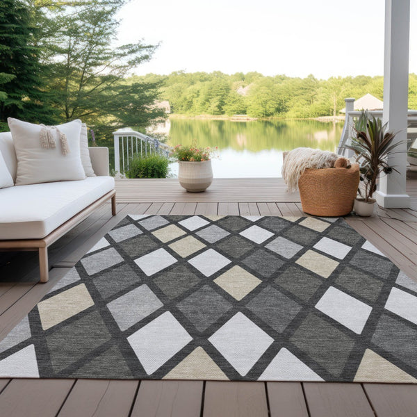 Homeroots 3' Stylish Artichoke Green Beige Ivory Geometric Washable Area Rug For Indoor And Outdoor Use 8' X 10' Polyester 592308