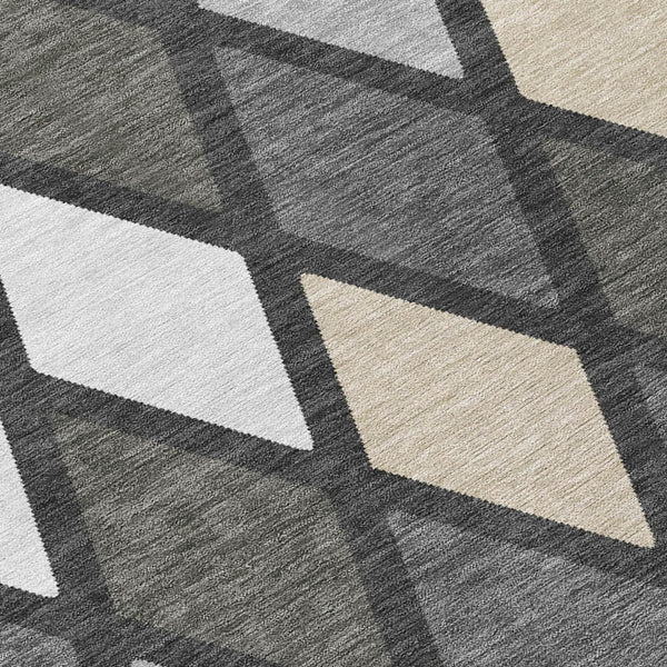 Homeroots 3' Stylish Artichoke Green Beige Ivory Geometric Washable Area Rug For Indoor And Outdoor Use 8' X 10' Polyester 592308