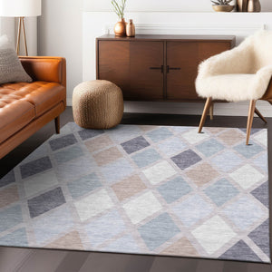 Homeroots 3' Stylish Artichoke Green Beige Ivory Geometric Washable Area Rug For Indoor And Outdoor Use 5' X 8' Polyester 592312