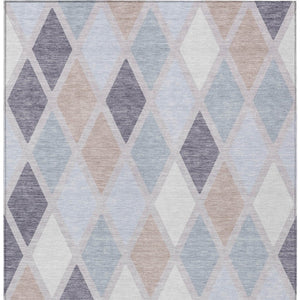 Homeroots 3' Stylish Artichoke Green Beige Ivory Geometric Washable Area Rug For Indoor And Outdoor Use 10' X 14' Polyester 592316