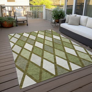 Homeroots 3' Stylish Artichoke Green Beige Ivory Geometric Washable Area Rug For Indoor And Outdoor Use 5' X 8' Polyester 592324