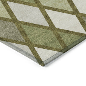 Homeroots 3' Stylish Artichoke Green Beige Ivory Geometric Washable Area Rug For Indoor And Outdoor Use 5' X 8' Polyester 592324