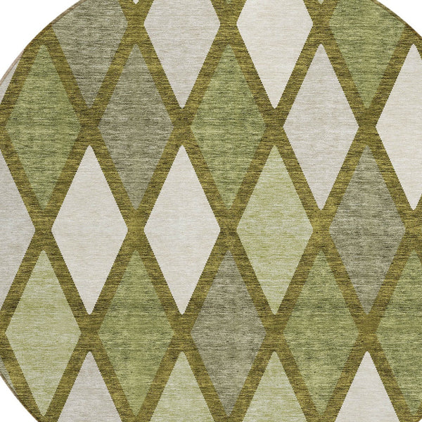 Homeroots 3' Stylish Artichoke Green Beige Ivory Geometric Washable Area Rug For Indoor And Outdoor Use 8' Round Polyester 592325