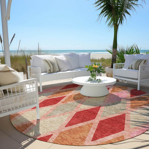 Homeroots 3' Stylish Artichoke Green Beige Ivory Geometric Washable Area Rug For Indoor And Outdoor Use 8' Round Polyester 592331