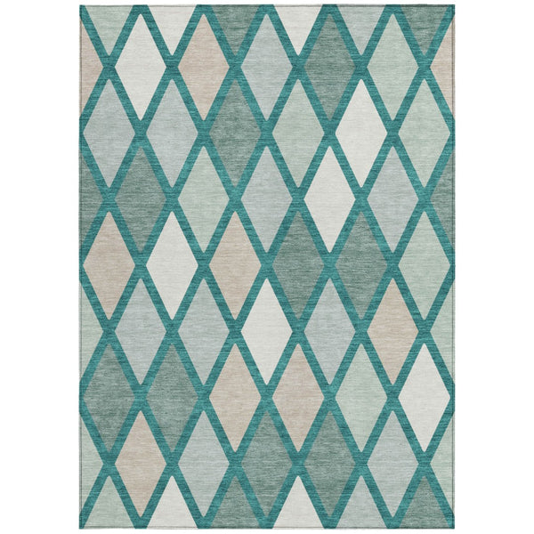 Homeroots 3' Stylish Artichoke Green Beige Ivory Geometric Washable Area Rug For Indoor And Outdoor Use 3' X 5' Polyester 592341