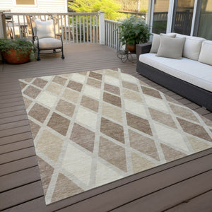 Homeroots 3' Stylish Artichoke Green Beige Ivory Geometric Washable Area Rug For Indoor And Outdoor Use 8' X 10' Polyester 592350