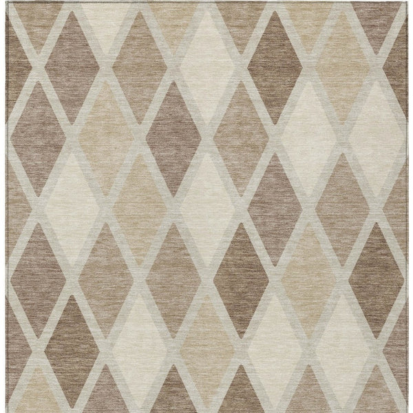 Homeroots 3' Stylish Artichoke Green Beige Ivory Geometric Washable Area Rug For Indoor And Outdoor Use 8' X 10' Polyester 592350