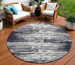 Homeroots 3' Artichoke Green And Ivory Striped Washable Area Rug For Indoor And Outdoor Spaces, Durable Design 8' Round Polyester 592361