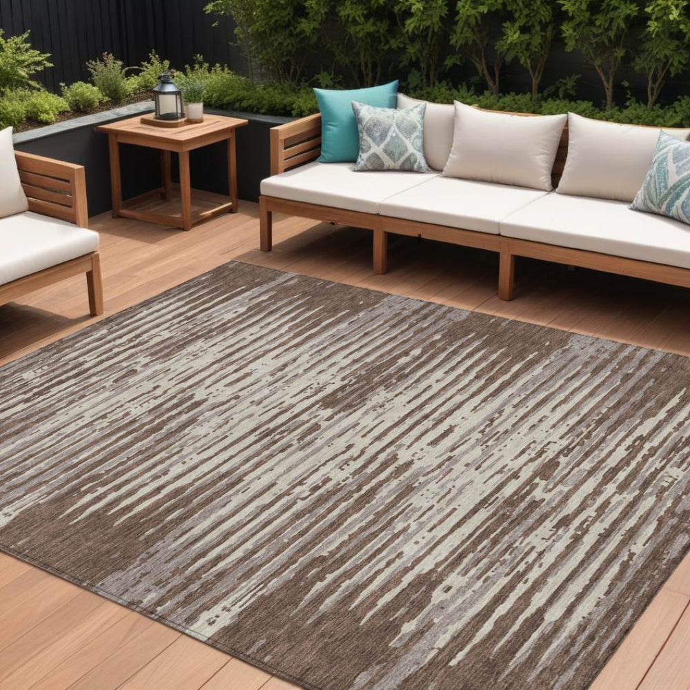 HomeRoots 9' Classic Striped Washable Area Rug - Durable Indoor/Outdoor Design for Modern Spaces & Easy Care 9' X 12' 592369