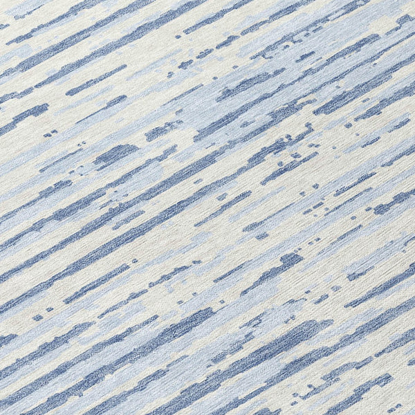 Homeroots 3' Artichoke Green And Ivory Striped Washable Area Rug For Indoor And Outdoor Spaces, Durable Design 8' Round Polyester 592421