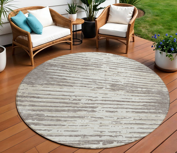 Homeroots 3' Artichoke Green And Ivory Striped Washable Area Rug For Indoor And Outdoor Spaces, Durable Design 8' Round Polyester 592433