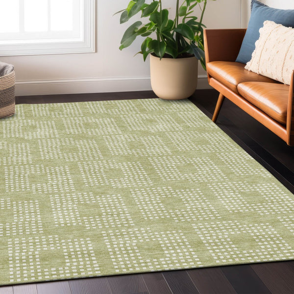 Homeroots 3' Artichoke Green Geometric Washable Indoor Outdoor Area Rug For Stylish Living Spaces & Patios 5' X 8' Polyester 592510