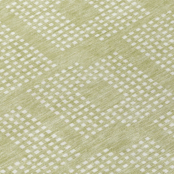 Homeroots 3' Artichoke Green Geometric Washable Indoor Outdoor Area Rug For Stylish Living Spaces & Patios 8' Round Polyester 592511