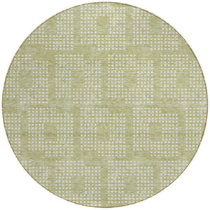 Homeroots 3' Artichoke Green Geometric Washable Indoor Outdoor Area Rug For Stylish Living Spaces & Patios 8' Round Polyester 592511