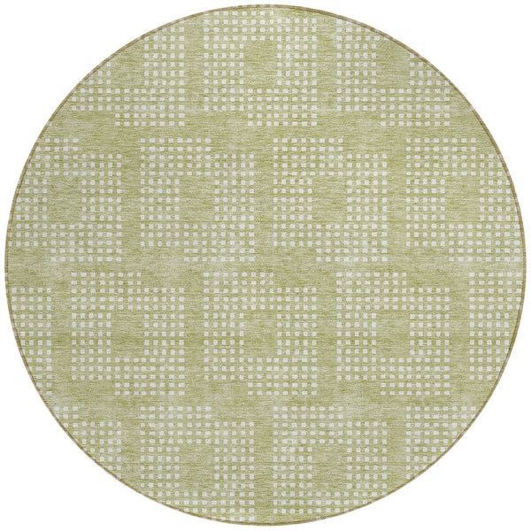 Homeroots 3' Artichoke Green Geometric Washable Indoor Outdoor Area Rug For Stylish Living Spaces & Patios 8' Round Polyester 592511