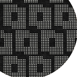 Homeroots 3' Artichoke Green Geometric Washable Indoor Outdoor Area Rug For Stylish Living Spaces & Patios 8' Round Polyester 592517