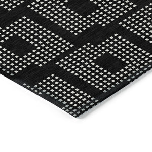 Homeroots 3' Artichoke Green Geometric Washable Indoor Outdoor Area Rug For Stylish Living Spaces & Patios 9' X 12' Polyester 592519