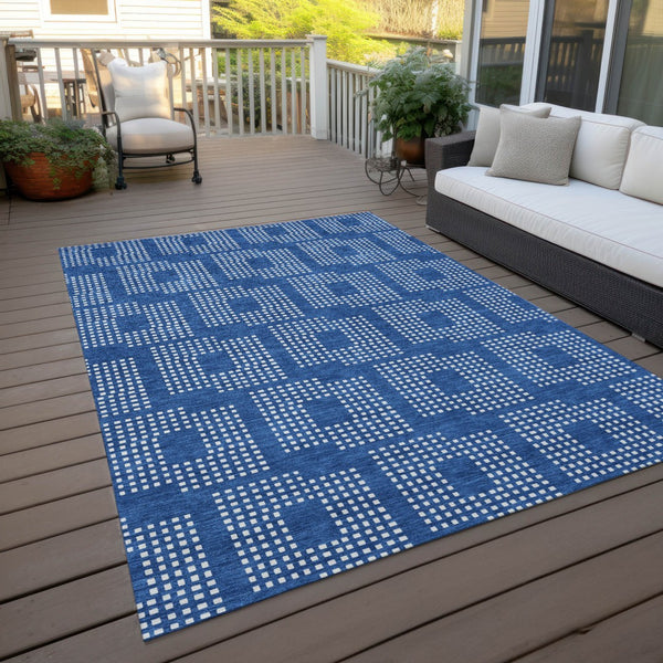 Homeroots 3' Artichoke Green Geometric Washable Indoor Outdoor Area Rug For Stylish Living Spaces & Patios 3' X 5' Polyester 592527