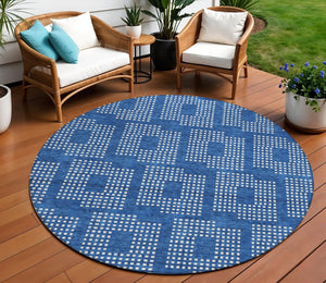 Homeroots 3' Artichoke Green Geometric Washable Indoor Outdoor Area Rug For Stylish Living Spaces & Patios 8' Round Polyester 592529