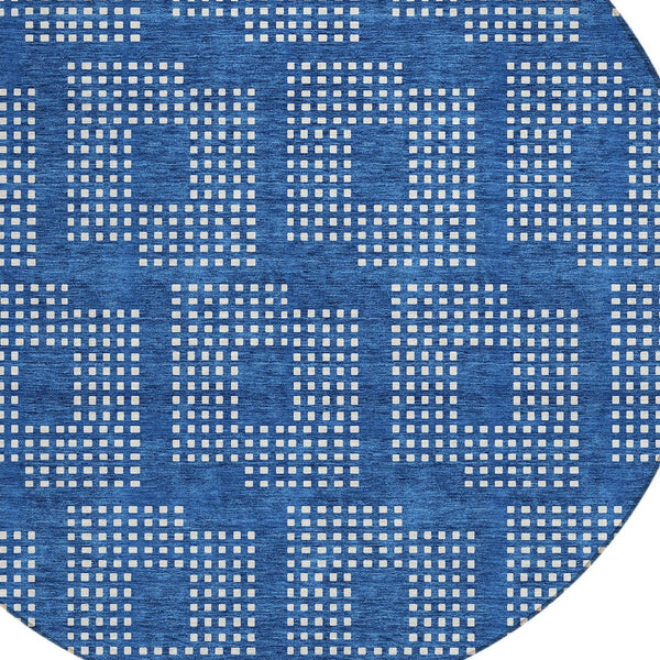 Homeroots 3' Artichoke Green Geometric Washable Indoor Outdoor Area Rug For Stylish Living Spaces & Patios 8' Round Polyester 592529