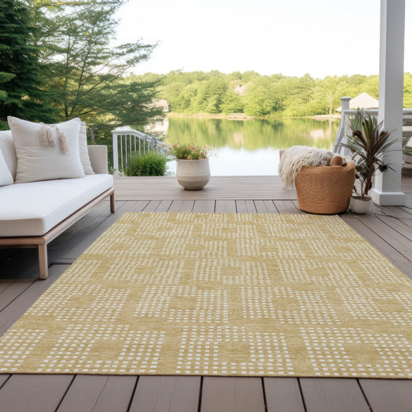 Homeroots 3' Artichoke Green Geometric Washable Indoor Outdoor Area Rug For Stylish Living Spaces & Patios 5' X 8' Polyester 592534