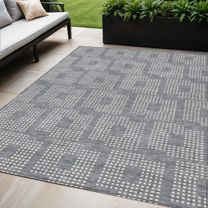 Homeroots 3' Artichoke Green Geometric Washable Indoor Outdoor Area Rug For Stylish Living Spaces & Patios 5' X 8' Polyester 592540