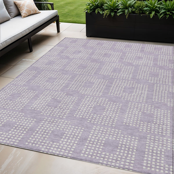 Homeroots 3' Artichoke Green Geometric Washable Indoor Outdoor Area Rug For Stylish Living Spaces & Patios 5' X 8' Polyester 592552