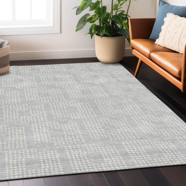Homeroots 3' Artichoke Green Geometric Washable Indoor Outdoor Area Rug For Stylish Living Spaces & Patios 5' X 8' Polyester 592570