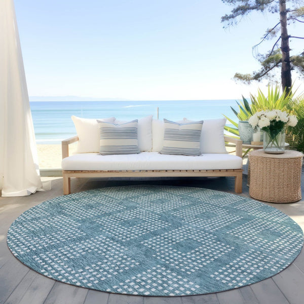 HomeRoots 5' Teal Blue and Ivory Geometric Area Rug for Indoor and Outdoor Spaces – Modern, Durable, Washable Design 8' Round 592577