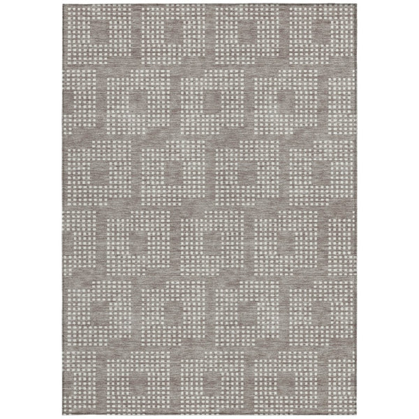 Homeroots 3' Artichoke Green Geometric Washable Indoor Outdoor Area Rug For Stylish Living Spaces & Patios 5' X 8' Polyester 592582