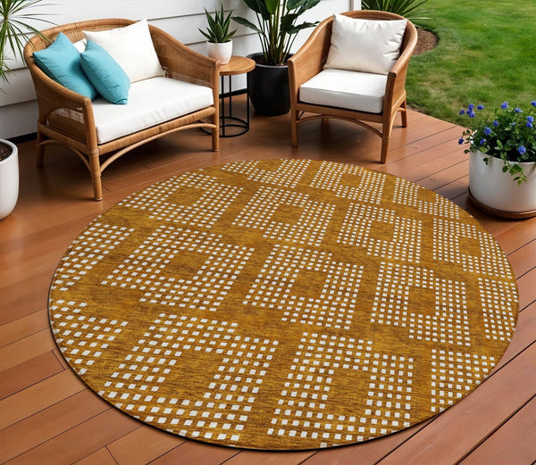 Homeroots 3' Artichoke Green Geometric Washable Indoor Outdoor Area Rug For Stylish Living Spaces & Patios 8' Round Polyester 592589