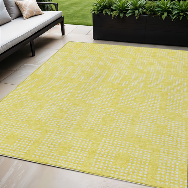 Homeroots 3' Artichoke Green Geometric Washable Indoor Outdoor Area Rug For Stylish Living Spaces & Patios 5' X 8' Polyester 592594
