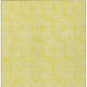 Homeroots 3' Artichoke Green Geometric Washable Indoor Outdoor Area Rug For Stylish Living Spaces & Patios 5' X 8' Polyester 592594