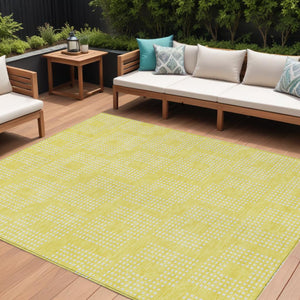 Homeroots 3' Artichoke Green Geometric Washable Indoor Outdoor Area Rug For Stylish Living Spaces & Patios 8' X 10' Polyester 592596