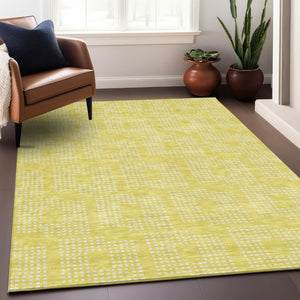 Homeroots 3' Artichoke Green Geometric Washable Indoor Outdoor Area Rug For Stylish Living Spaces & Patios 8' X 10' Polyester 592596