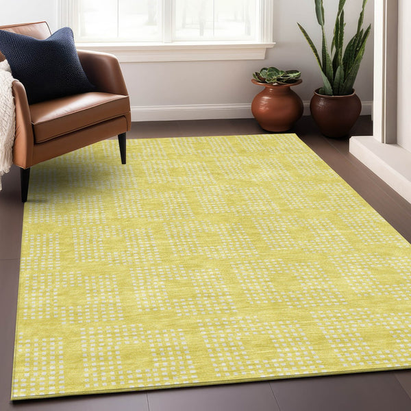 Homeroots 3' Artichoke Green Geometric Washable Indoor Outdoor Area Rug For Stylish Living Spaces & Patios 8' X 10' Polyester 592596