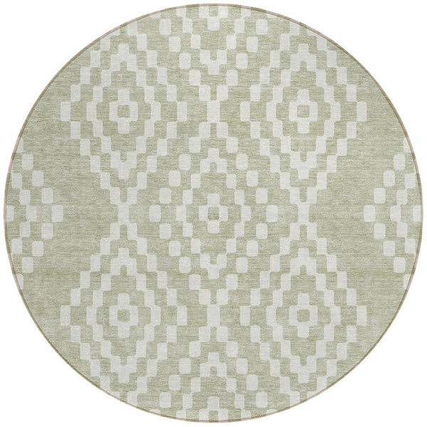 Homeroots 3' Artichoke Green Geometric Washable Indoor Outdoor Area Rug For Stylish Living Spaces & Patios 8' Round Polyester 592601