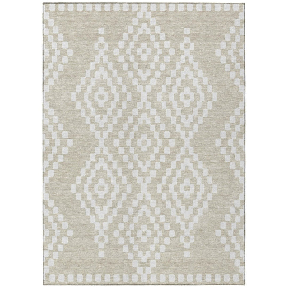 HomeRoots 5' Geometric Beige and Ivory Area Rug - Stylish, Machine Washable for Indoor and Outdoor Spaces 5' X 8' 592606