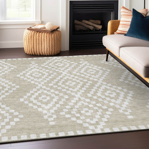 Homeroots 3' Artichoke Green Geometric Washable Indoor Outdoor Area Rug For Stylish Living Spaces & Patios 5' X 8' Polyester 592606