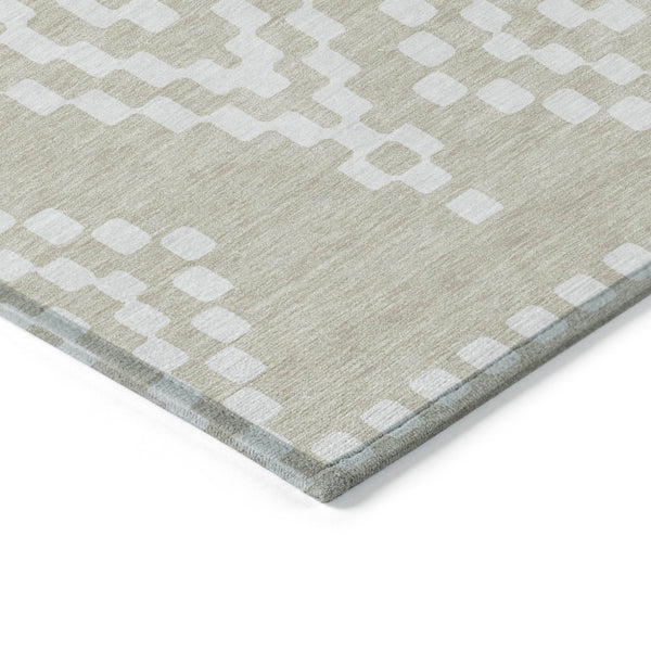 Homeroots 3' Artichoke Green Geometric Washable Indoor Outdoor Area Rug For Stylish Living Spaces & Patios 8' X 10' Polyester 592608