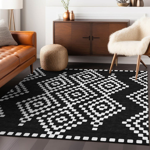 Homeroots 3' Artichoke Green Geometric Washable Indoor Outdoor Area Rug For Stylish Living Spaces & Patios 5' X 8' Polyester 592612